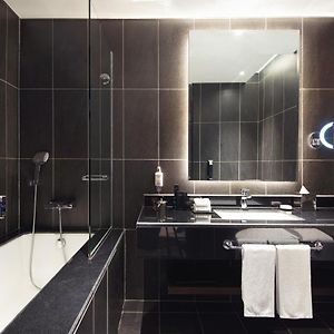 Superior Room Private Beach Infinity Pool Lazy River & Kids Club Access